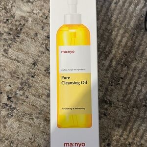 Ma:nyo Pure Cleansing Oil